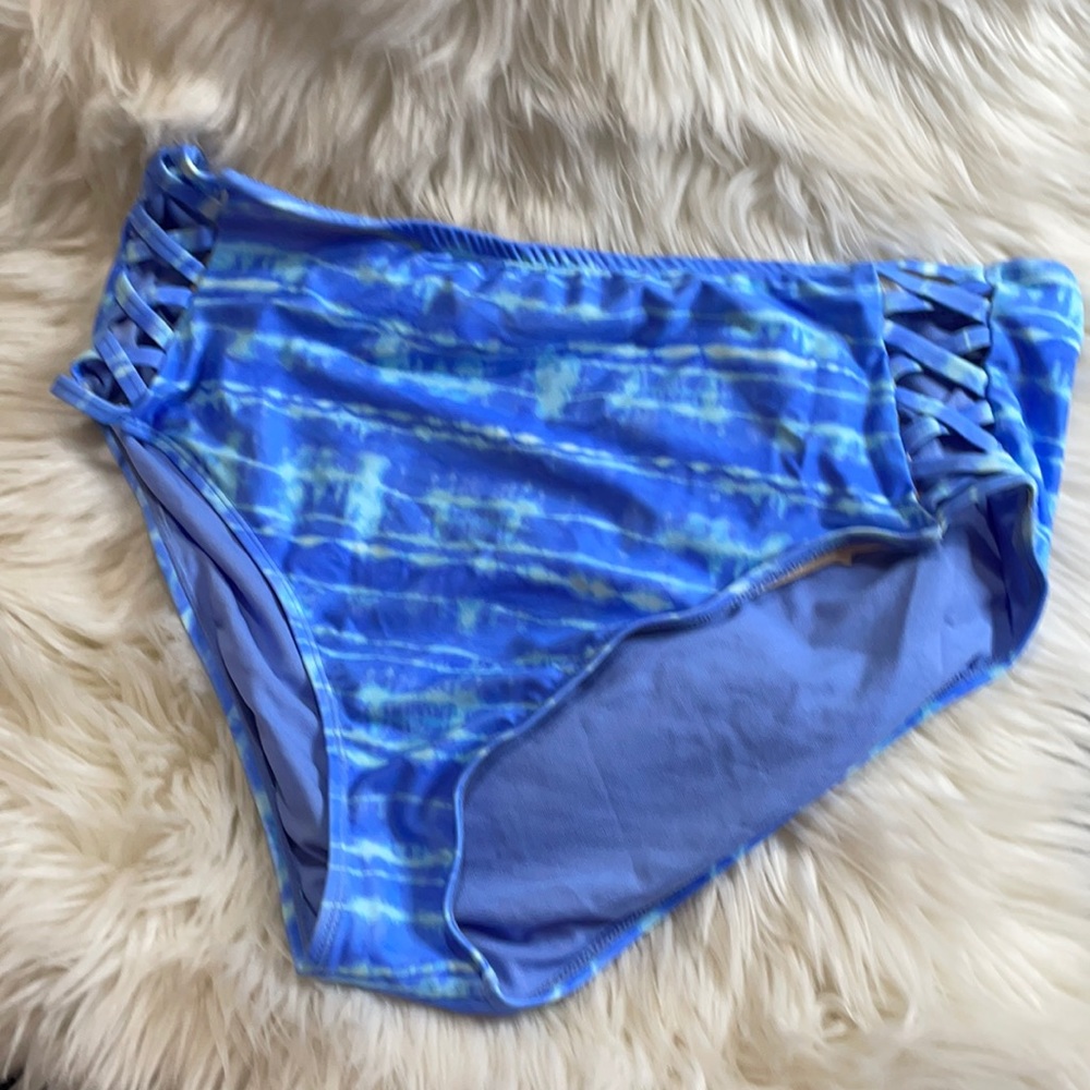 🦋5/$25 California Sunshine bikini bottom